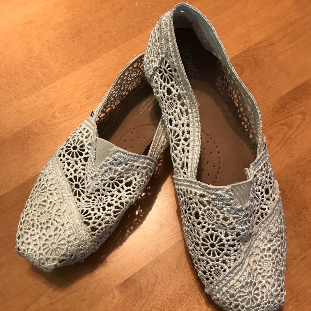 TOMS Ivory Ballet Flats
